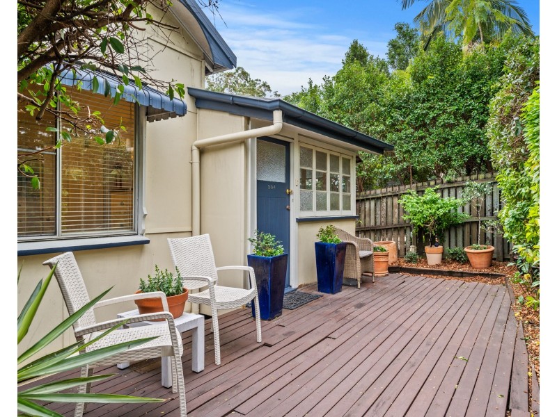 2/304 Lutwyche Road, Windsor QLD 4030