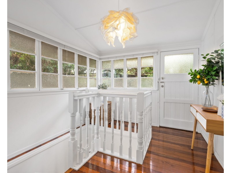 2/304 Lutwyche Road, Windsor QLD 4030