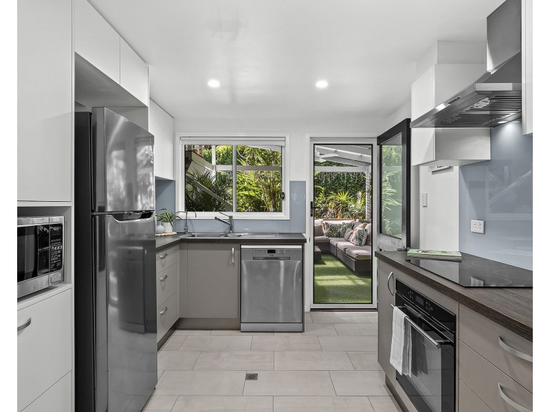 3 Yonga Street, Balmoral QLD 4171
