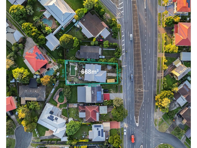 1572 Creek Road, Carina QLD 4152