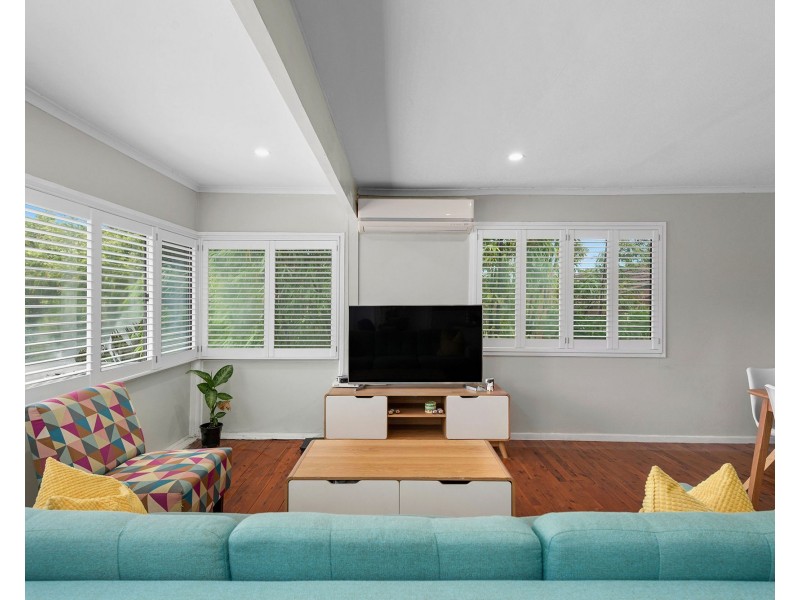 3 Wollombi Place, Holland Park QLD 4121