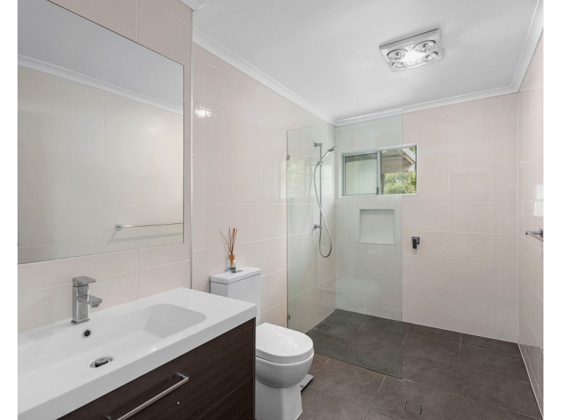 3 Wollombi Place, Holland Park QLD 4121