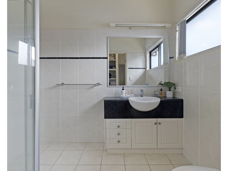 2/19 Daniells Street, Carina QLD 4152