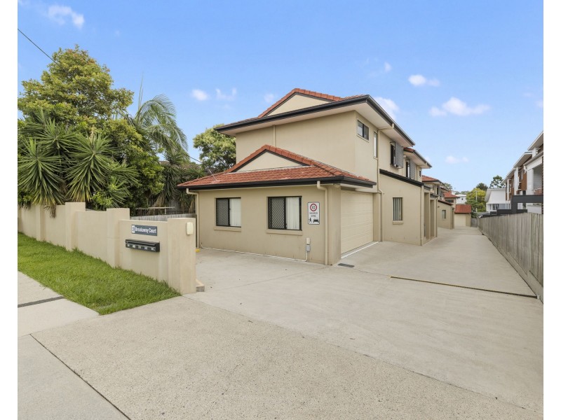 2/19 Daniells Street, Carina QLD 4152