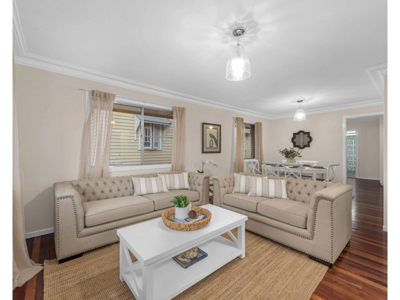 3 Hipwood Avenue, Coorparoo QLD 4151