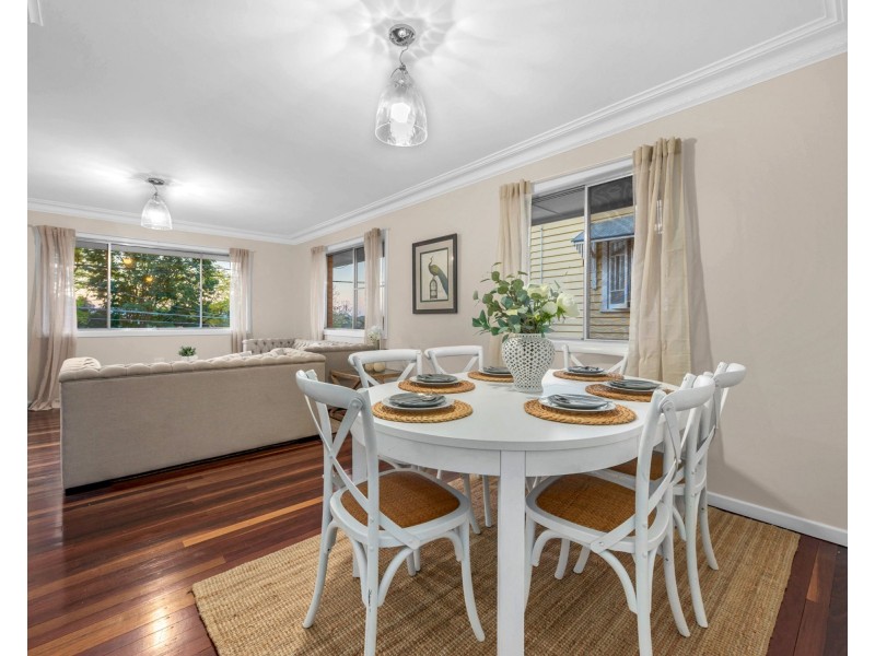 3 Hipwood Avenue, Coorparoo QLD 4151