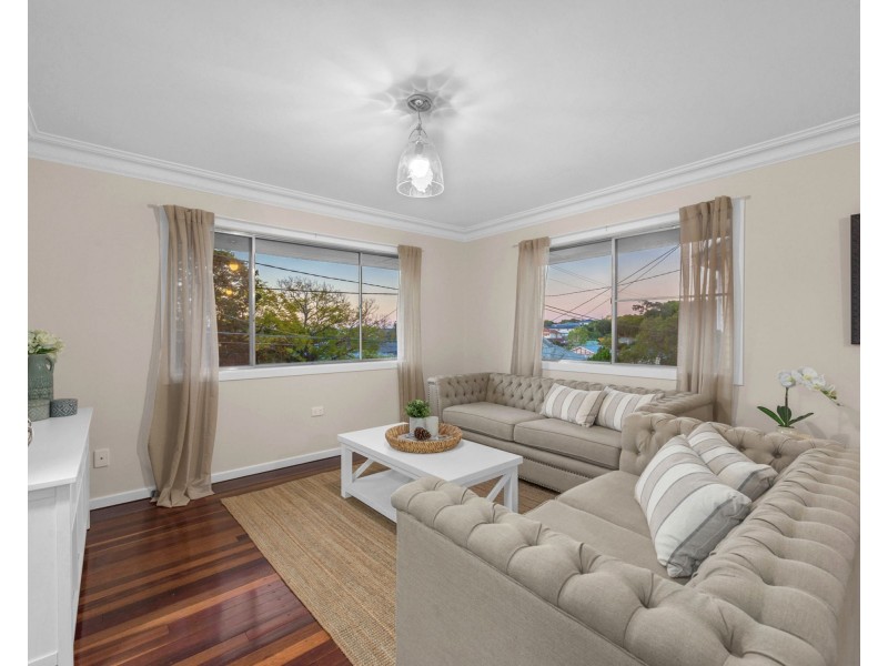 3 Hipwood Avenue, Coorparoo QLD 4151