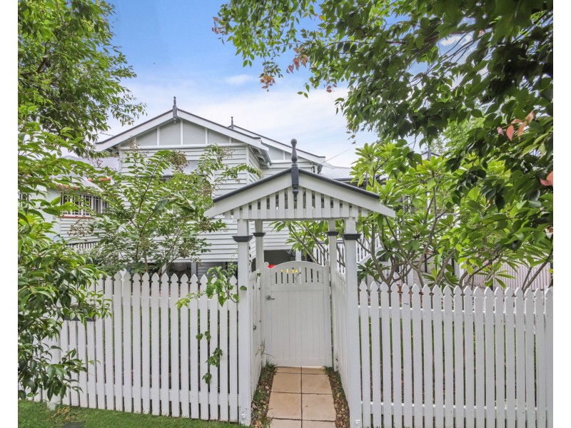 50 St Leonards Street, Coorparoo QLD 4151