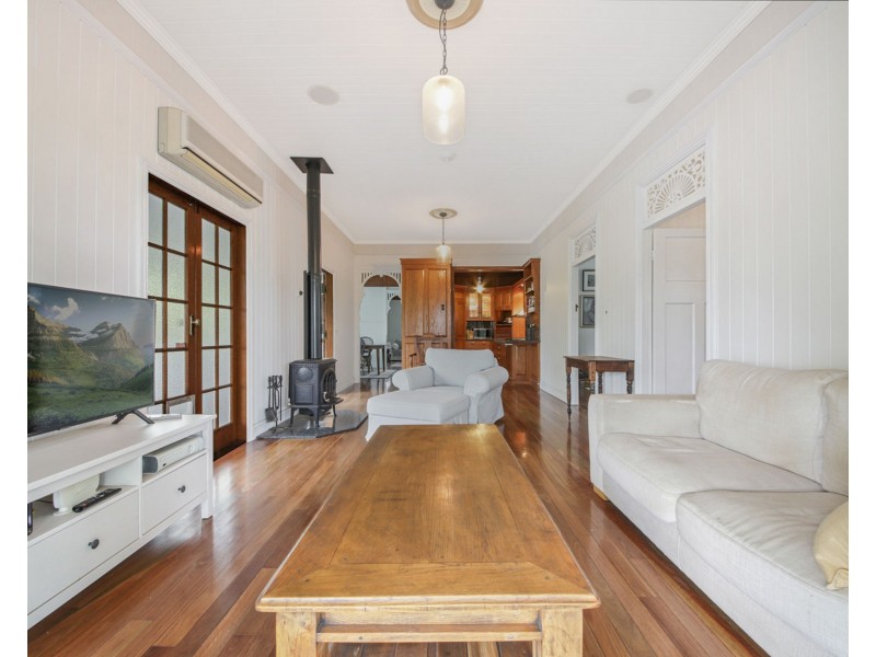 50 St Leonards Street, Coorparoo QLD 4151