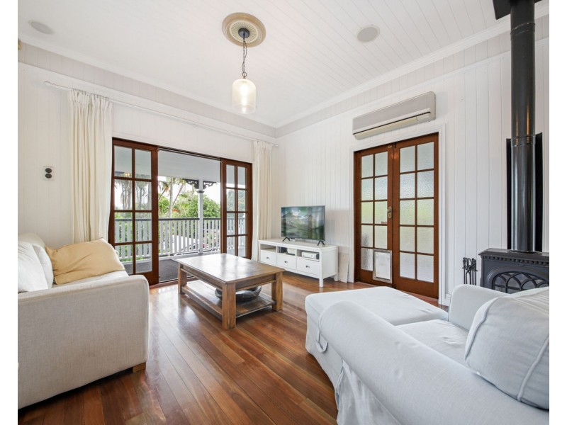 50 St Leonards Street, Coorparoo QLD 4151