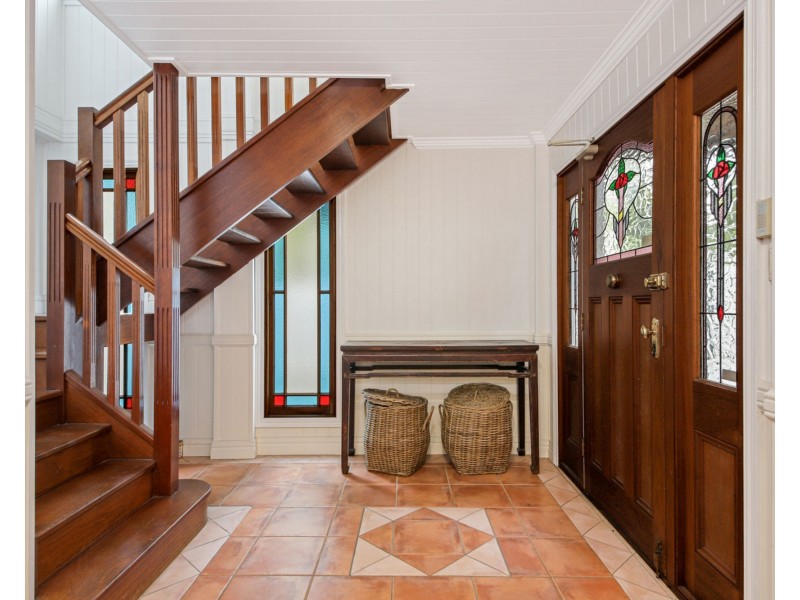 50 St Leonards Street, Coorparoo QLD 4151