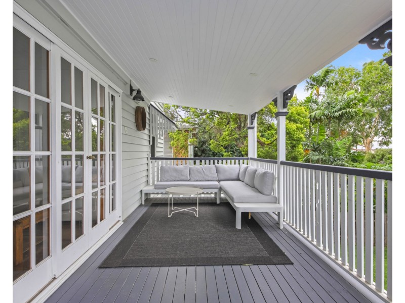50 St Leonards Street, Coorparoo QLD 4151