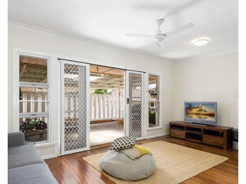 4 Oxley Road, Chelmer QLD 4068