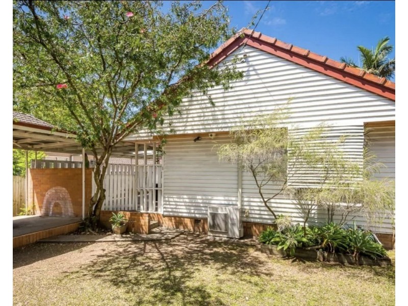 4 Oxley Road, Chelmer QLD 4068