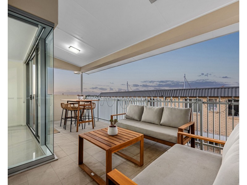 17/36 Kitchener Street, Coorparoo QLD 4151
