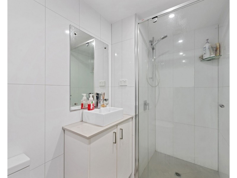 17/36 Kitchener Street, Coorparoo QLD 4151