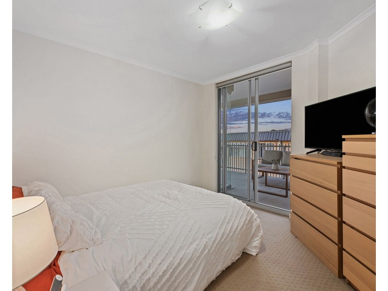 17/36 Kitchener Street, Coorparoo QLD 4151