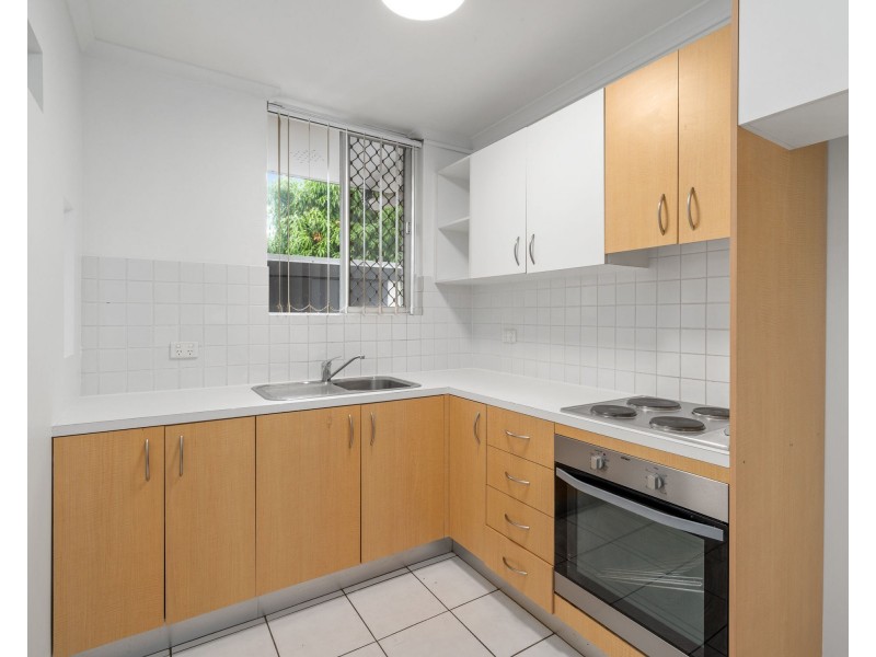 8/30 Cork Street, Yeronga QLD 4104