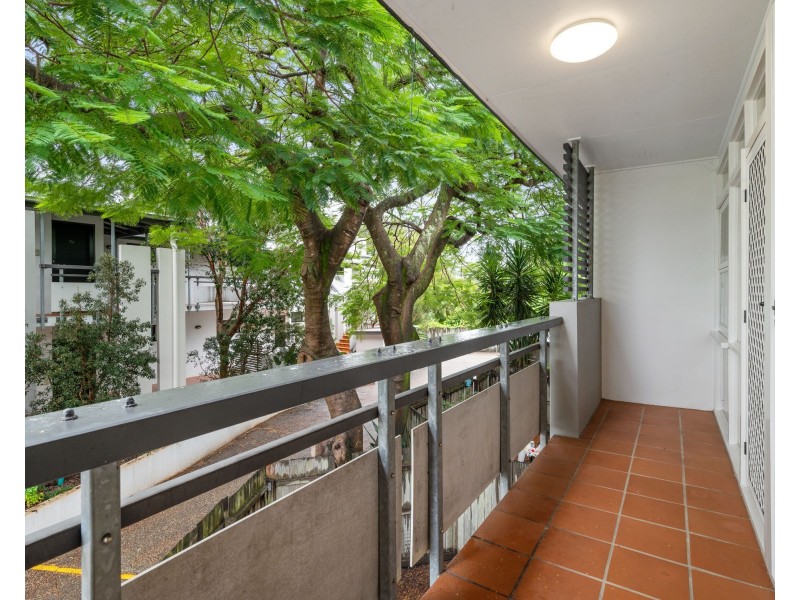 8/30 Cork Street, Yeronga QLD 4104