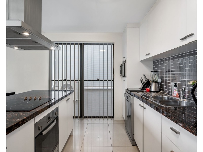 4/111 Thynne Road, Morningside QLD 4170