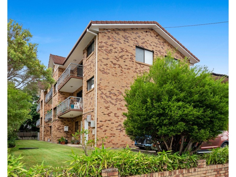 2/50 Knowsley St, Greenslopes QLD 4120