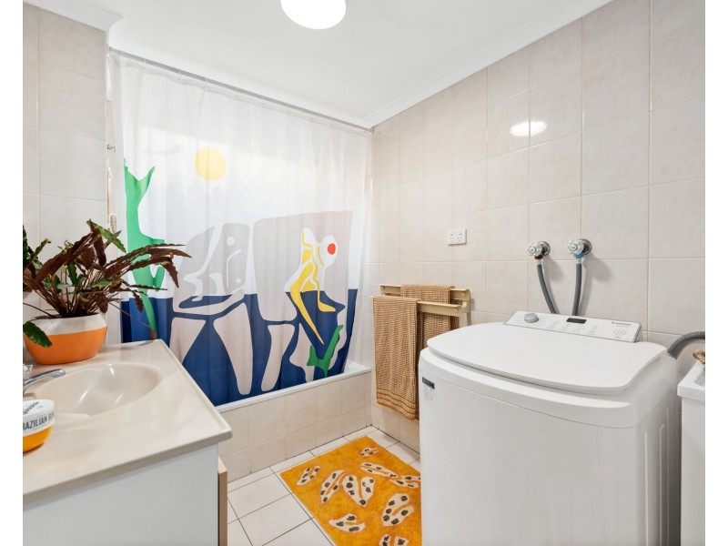 2/50 Knowsley St, Greenslopes QLD 4120