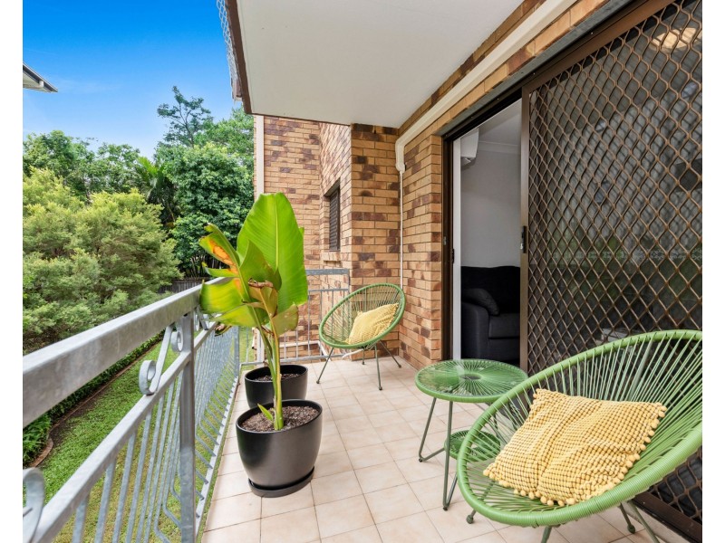 2/50 Knowsley St, Greenslopes QLD 4120