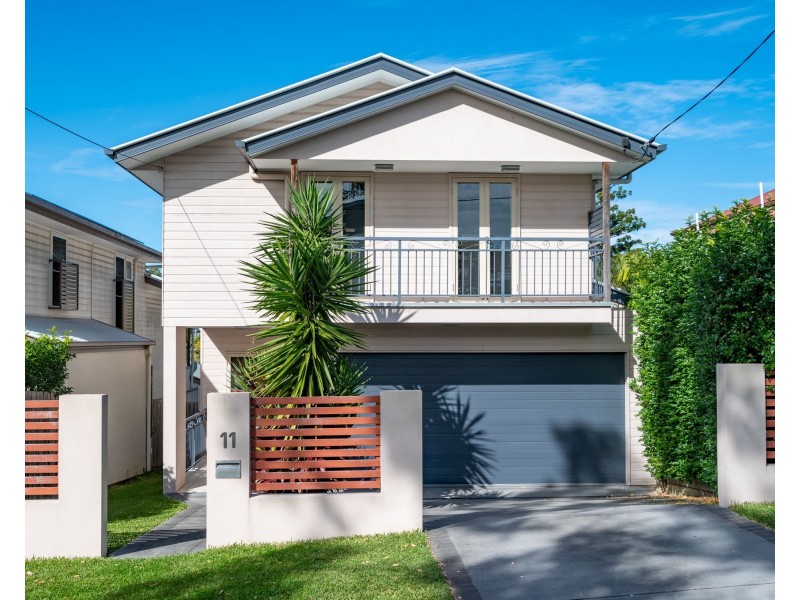 11 Wellstead Avenue, Coorparoo QLD 4151