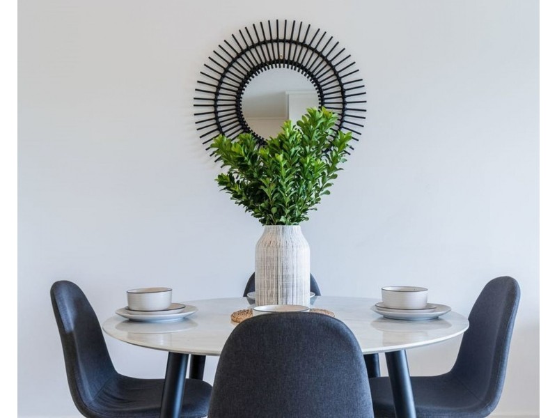 1205/16 Surbriton Court, Carindale QLD 4152