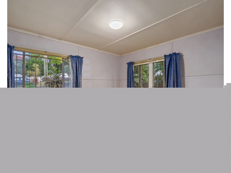 2 Breslin Street, Carina QLD 4152