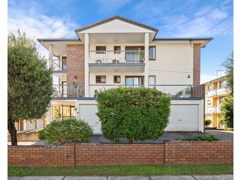 4/8 Weston Street, Coorparoo QLD 4151