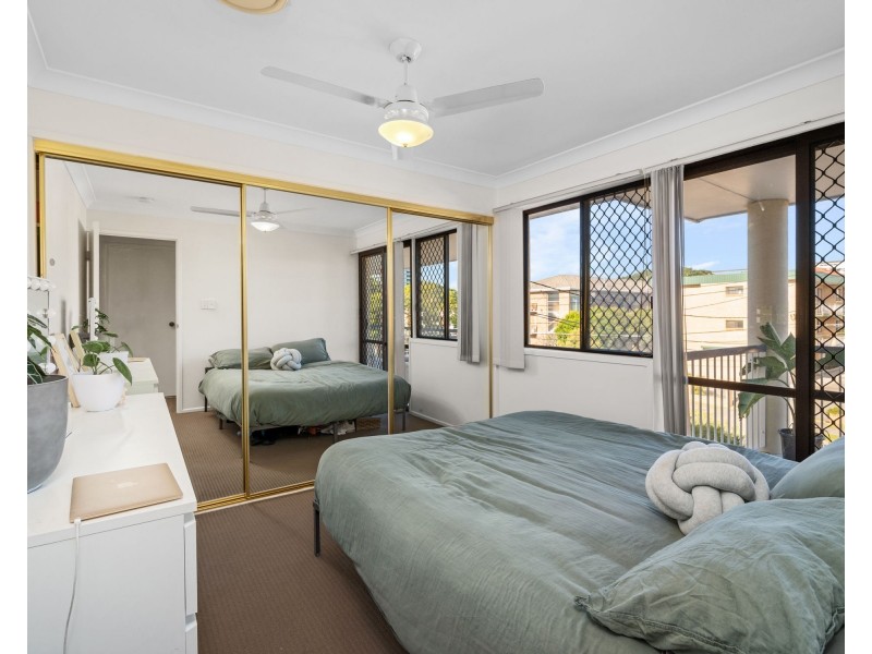 4/8 Weston Street, Coorparoo QLD 4151