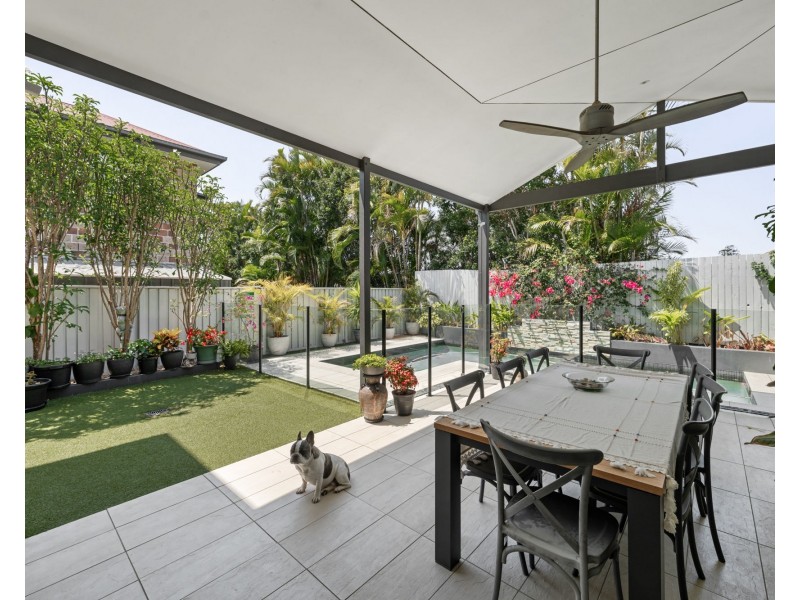 129 Coutts Street, Bulimba QLD 4171