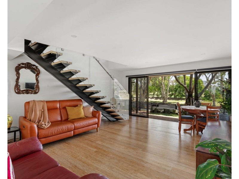 129 Coutts Street, Bulimba QLD 4171