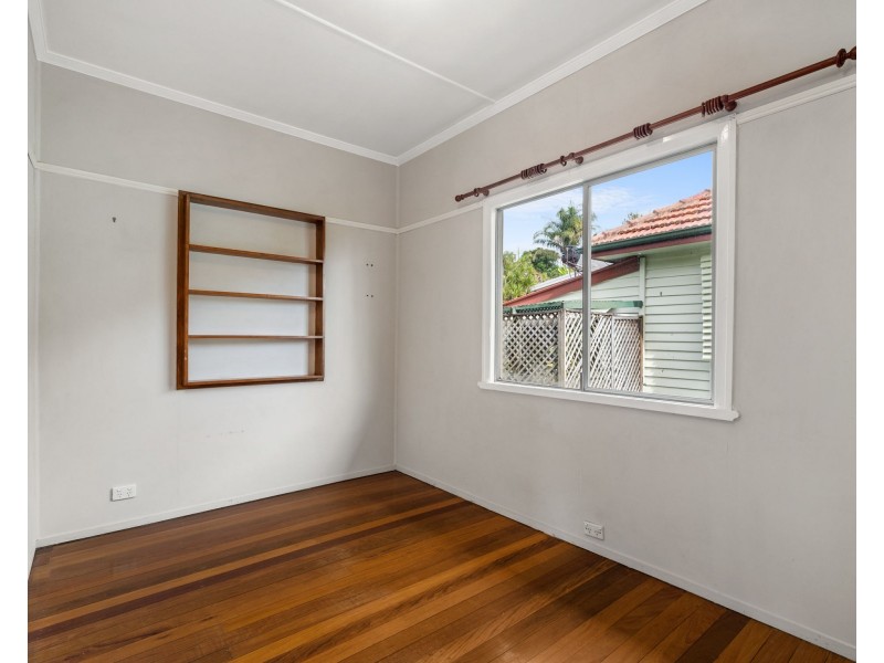 53 Dahlia Street, Cannon Hill QLD 4170