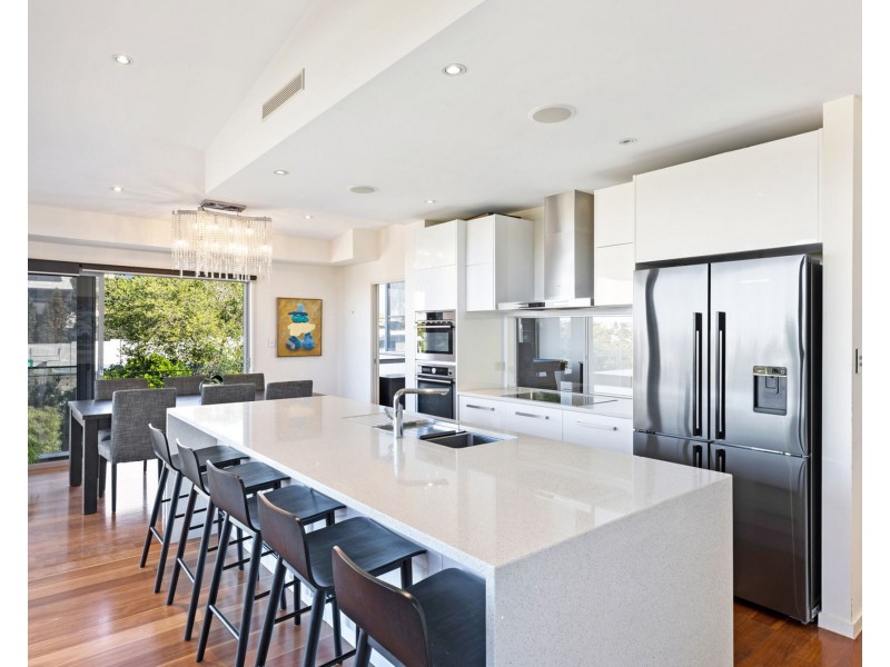 11a Ray Street, Wilston QLD 4051