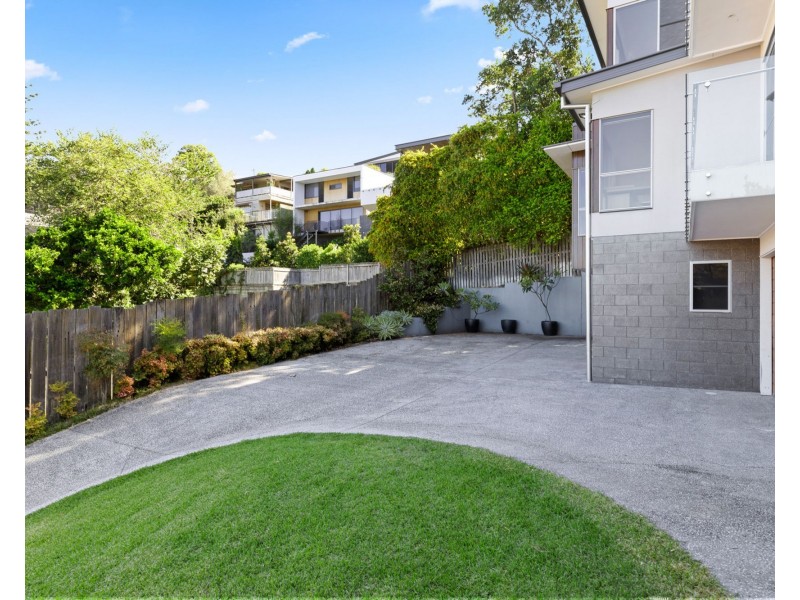 11a Ray Street, Wilston QLD 4051