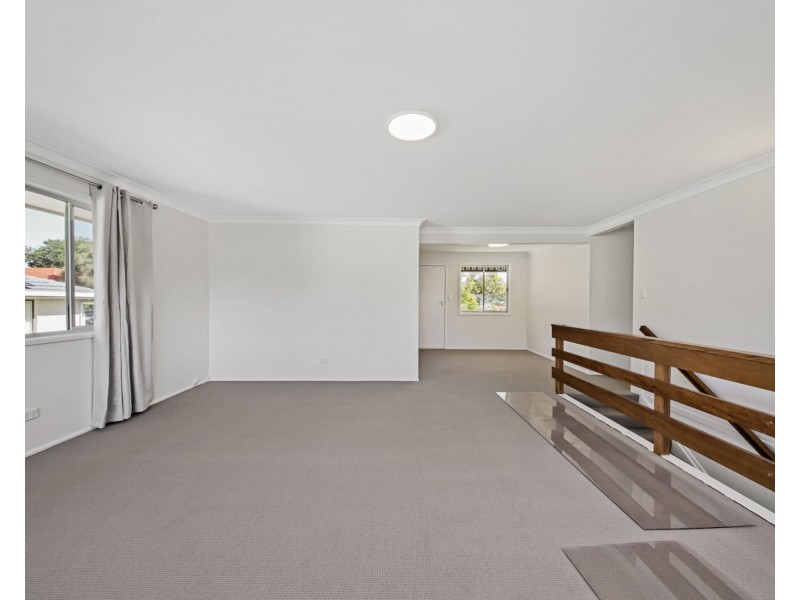 27 Dangar Street, Belmont QLD 4153