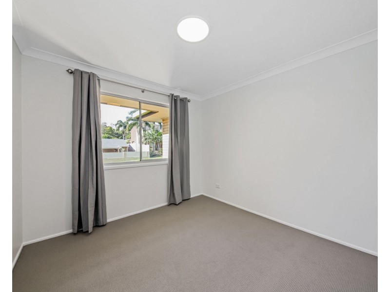 27 Dangar Street, Belmont QLD 4153