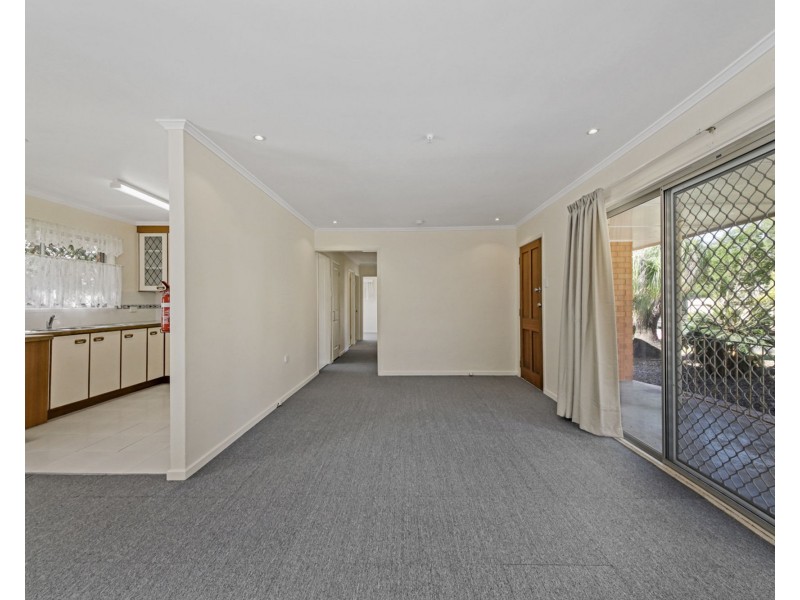 33 Coolmunda St, Mansfield QLD 4122