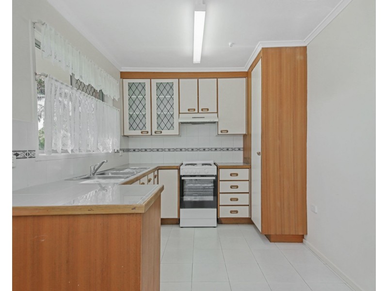 33 Coolmunda St, Mansfield QLD 4122