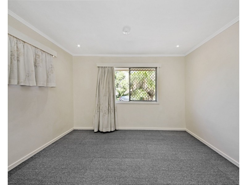 33 Coolmunda St, Mansfield QLD 4122