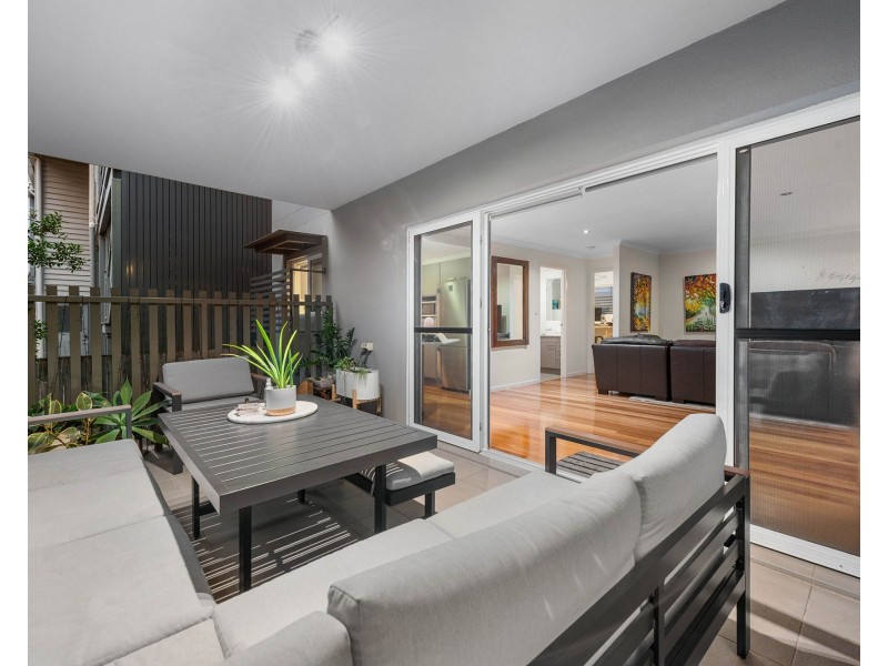 2/38 Chatsworth Road, Greenslopes QLD 4120
