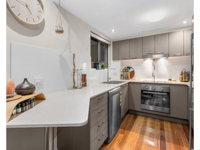 2/38 Chatsworth Road, Greenslopes QLD 4120