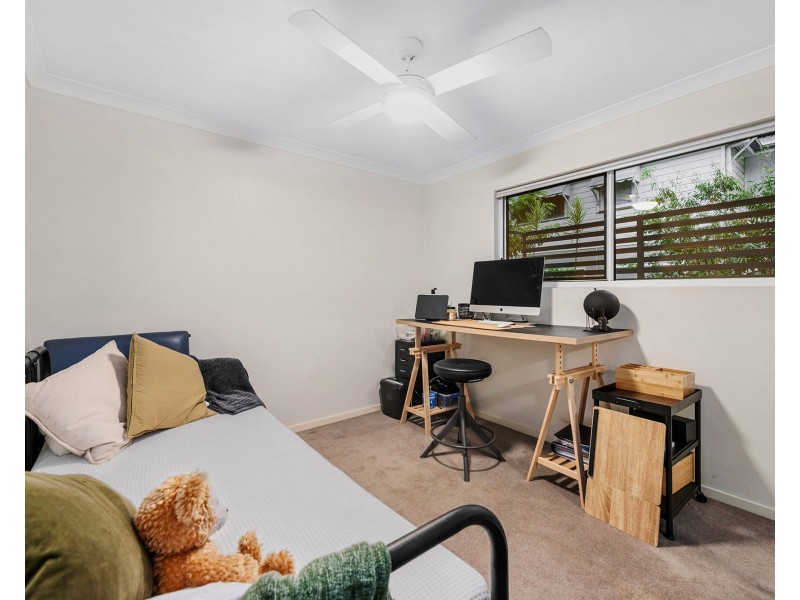 2/38 Chatsworth Road, Greenslopes QLD 4120