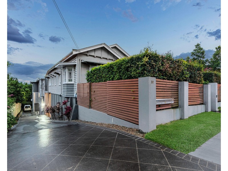2/38 Chatsworth Road, Greenslopes QLD 4120