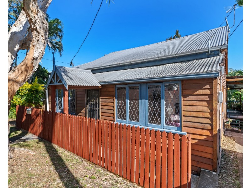 14 Ella Street, Red Hill QLD 4059