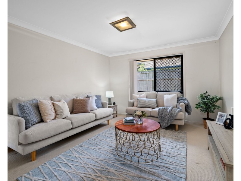 1492A Creek Road, Carina QLD 4152