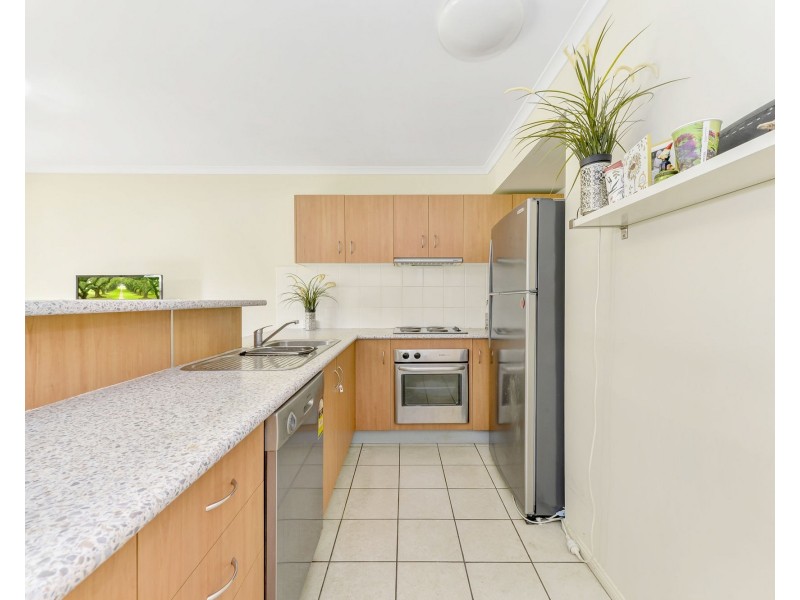 23/215 Creek Rd, Mount Gravatt East QLD 4122