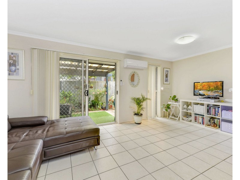 23/215 Creek Rd, Mount Gravatt East QLD 4122